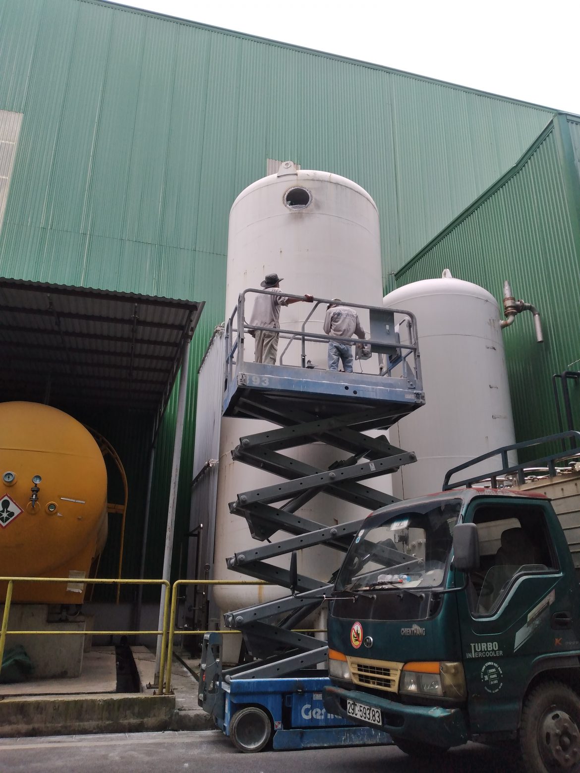 Bồn chứa khí lỏng bị mất chân không