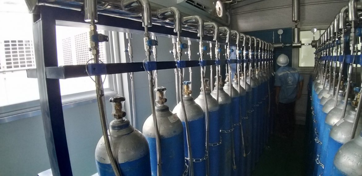 Cụm chai khí công nghiệp